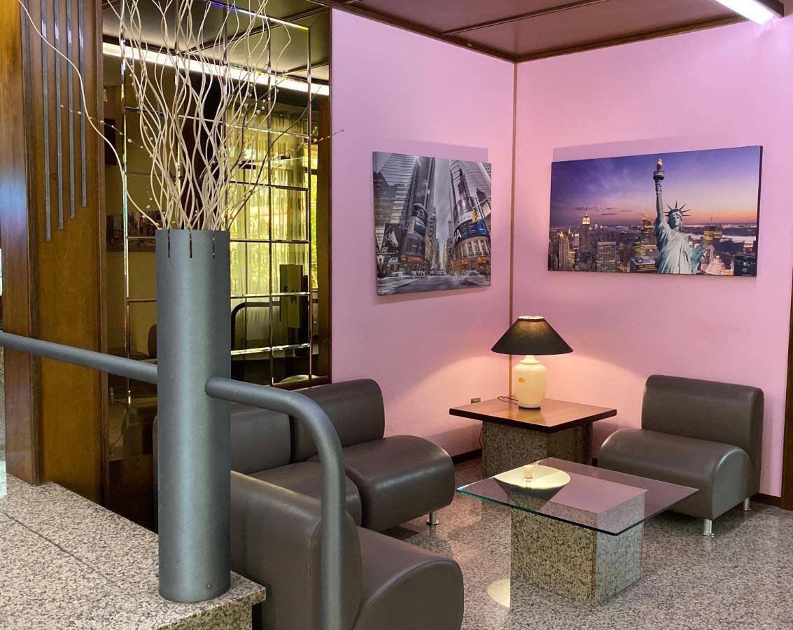 Hotel Pamela サン・ピエトロ・イン・カザーレ エクステリア 写真