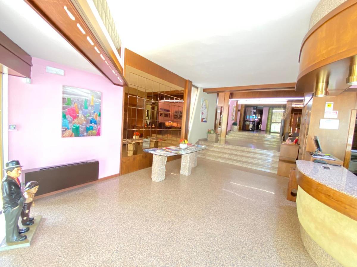 Hotel Pamela サン・ピエトロ・イン・カザーレ エクステリア 写真